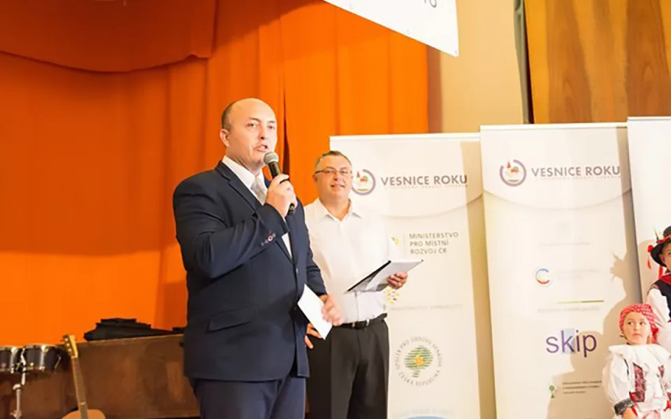 Starosta Josef Šenk při ocenění obce Šumvald titulem Vesnice roku Olomouckého kraje v roce 2018