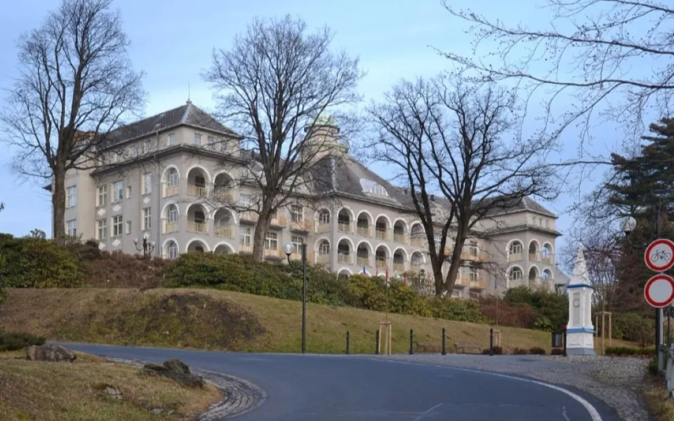 Lázně_Jeseník_(Bad_Gräfenberg)_-_Hotel_Priessnitz