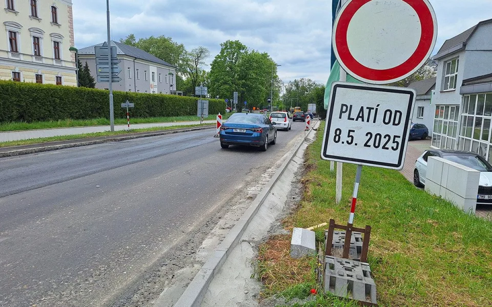 Dvoudenní úplná uzavírka zkomplikuje dopravu ve Šternberku a okolí