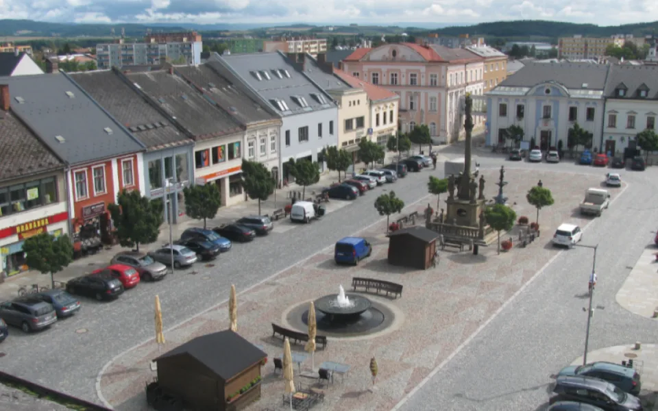 Města vymírají, výjimkou je Olomouc a Mohelnice. Stavíme byty, říká starosta