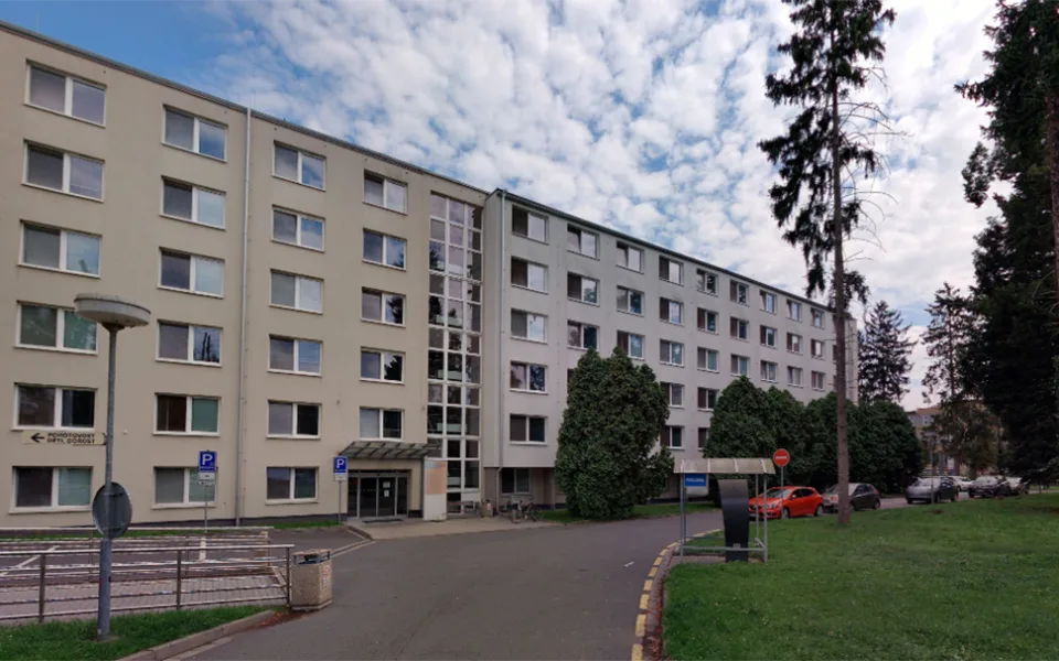 Pavilon operačních oborů s označením E bude sídlem nového rehabilitačního lůžkového oddělení - ilustrační foto