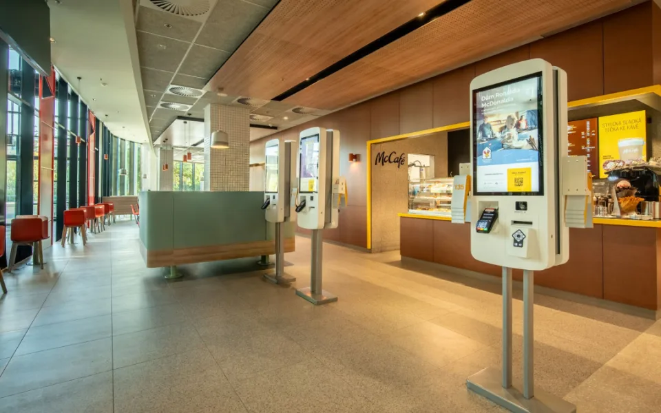 McDonald's v kraji expanduje. Pobočka v Šantovce prošla modernizací, chystají se další