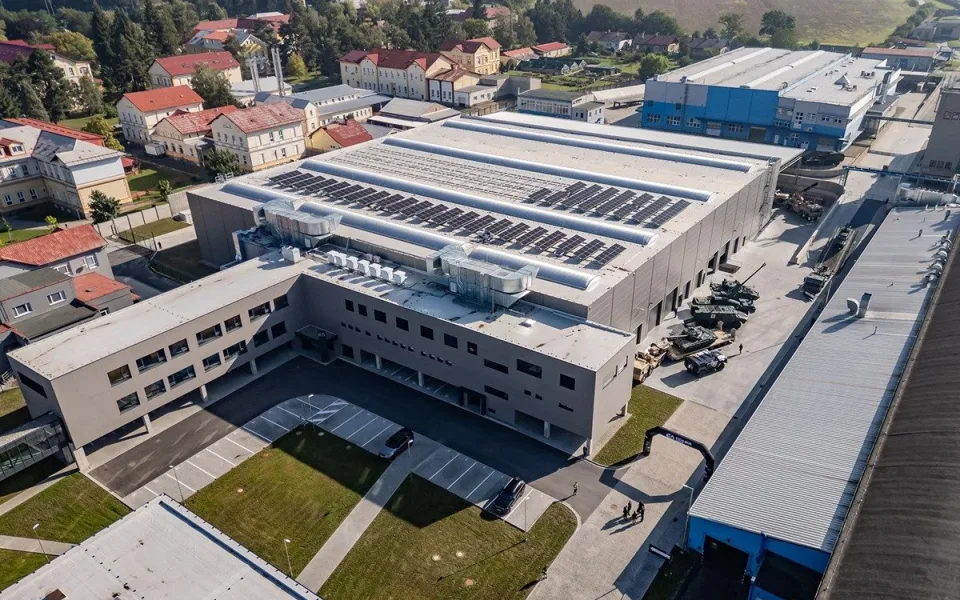 Nová výrobní hala v areálu Excalibur Army ve Šternberku
