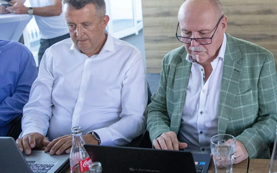 Post poslanců za ANO obhájili Petr Vrána, primátor Přerova i hejtman Olomouckého kraje Ladislav Okleštěk - ilustrační foto