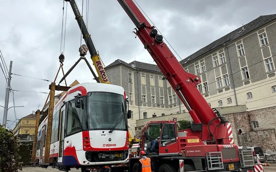 Doručení nové tramvaje EVO1/o do Olomouce - ilustrační foto