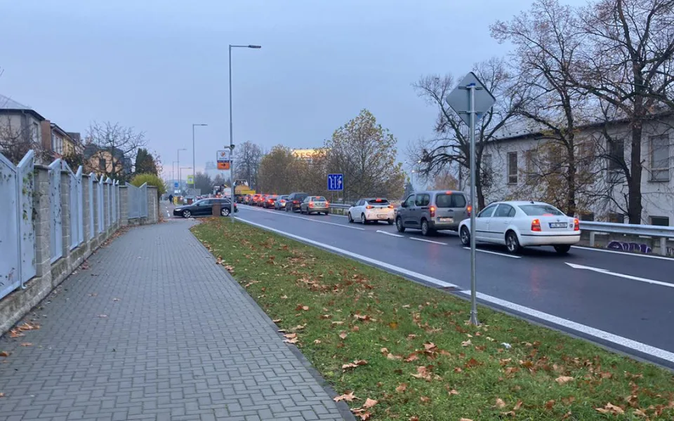 Dopravní omezení přineslo komplikace také ve Šternberku ve směru na Olomouc