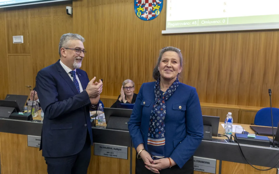 První primátorka v historii Olomouce. Zastupitelé potvrdili zvolení Miroslavy Ferancové