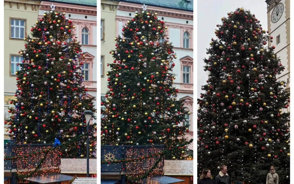Zářivá změna podle adventní neděle. Vánoční strom v Olomouci už svítí stříbrně
