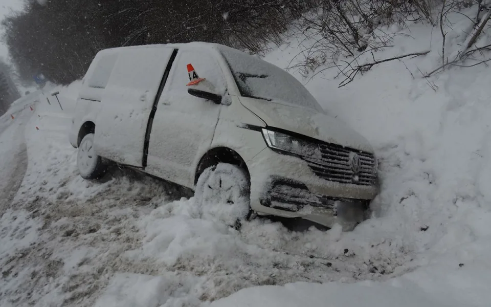 Tragická nehoda zablokovala tah na Šumpersku. Zemřel 57letý řidič