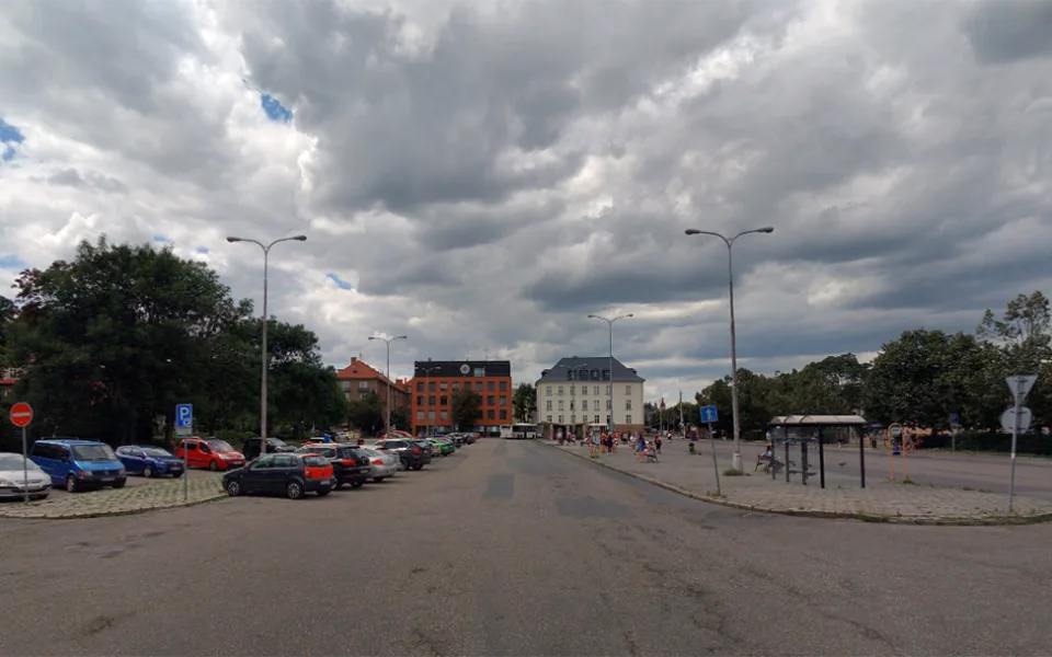 Bývalé autobusové nádraží v Aksamitově ulici v Olomouci - ilustrační foto
