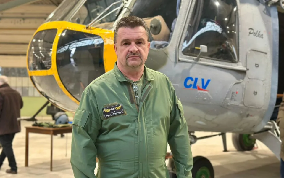 Výcvik pilotů vrtulníků pro armádu se přesunul do Bochoře. Chystají se milionové investice