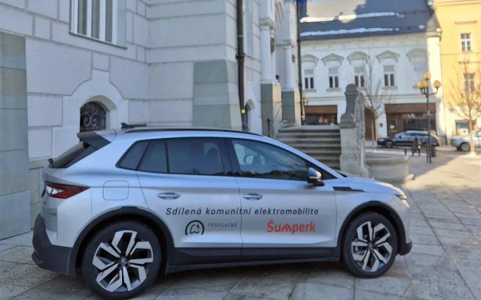 Nové sdílené elektroauto v Šumperku
