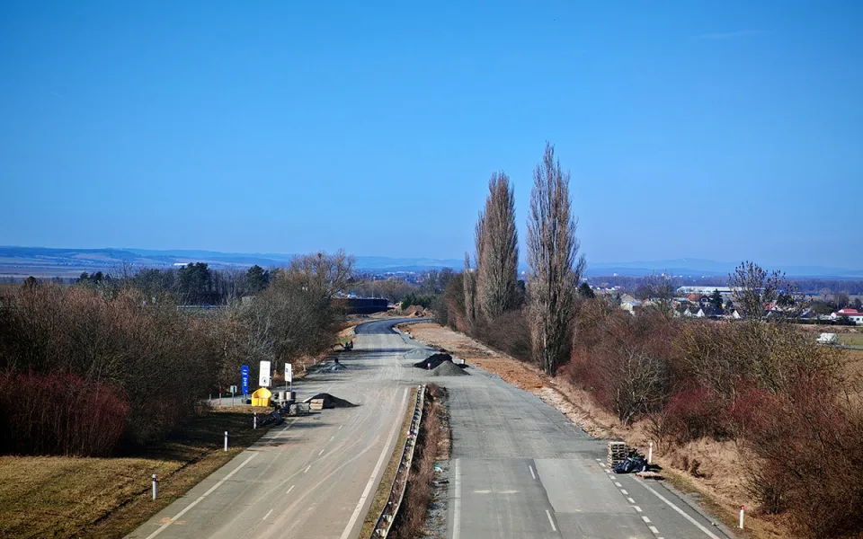 Rušnou trasu u Olomouce přetne uzavírka. Za Křelovem napojí opuštěný kus dálnice