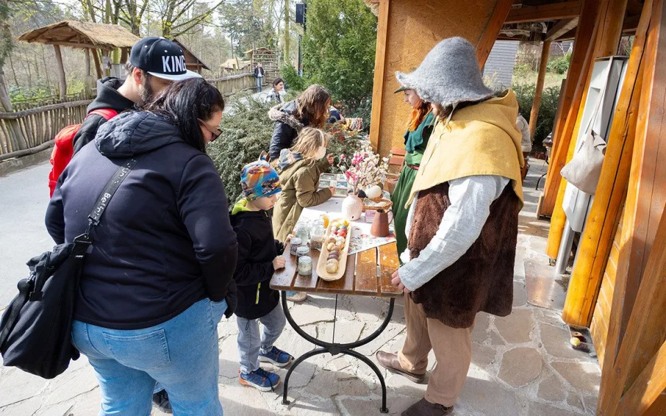 Zoo Olomouc přilákala o Velikonocích přes 15 tisíc lidí. Řeší se navýšení parkovacích kapacit
