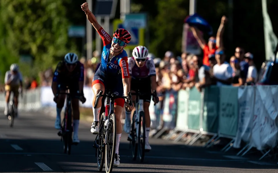 Česká a slovenská cyklistická špička bude bojovat o tituly v Jeseníku.