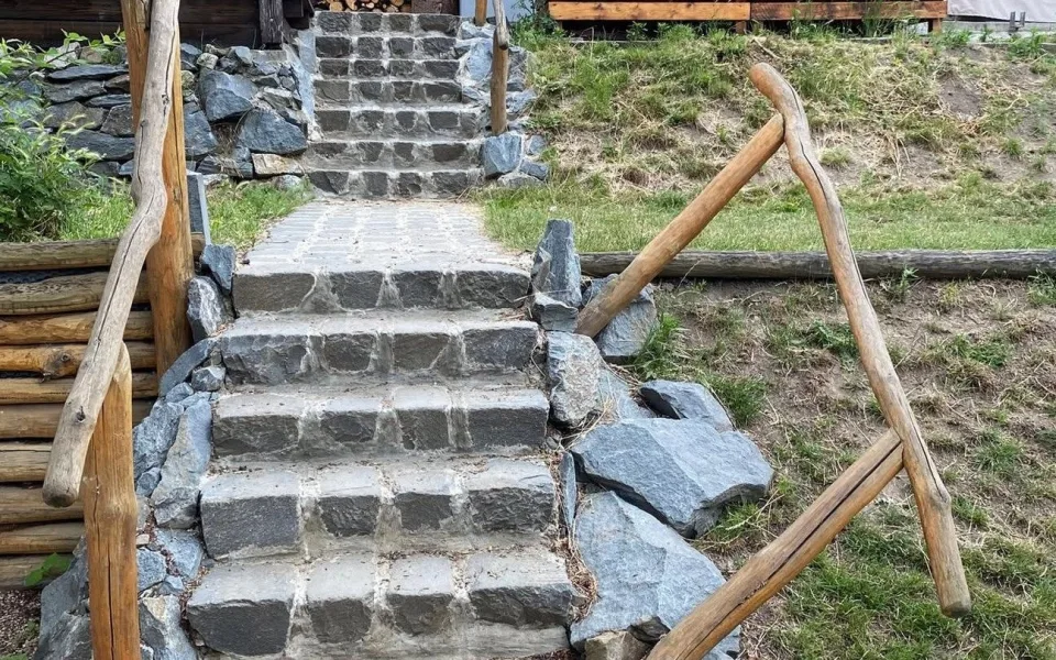Poděbrady ničí vandalové. Provozovatelům areálu už docházejí síly, stopli nové projekty