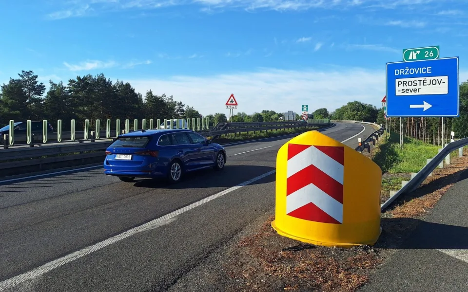 Modernizace nebezpečné křižovatky na D46 u Prostějova bude hotová až v roce 2029