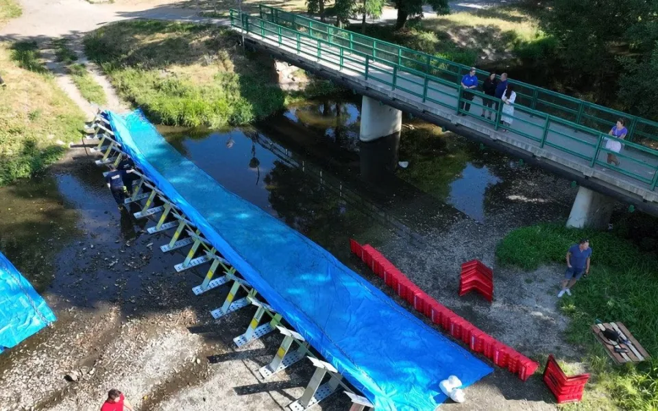 Místo pytlů s pískem speciální zábrany. Olomouc testovala taktiku proti povodním