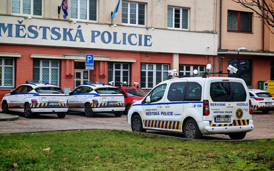 Kamerové auto Městské policie Olomouc pro kontrolu parkování - ilustrační foto