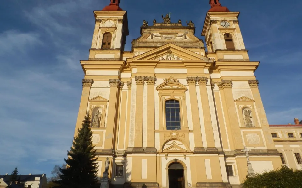 Arcibiskupství opravuje část chrámu ve Šternberku, investice bude 67 milionů korun