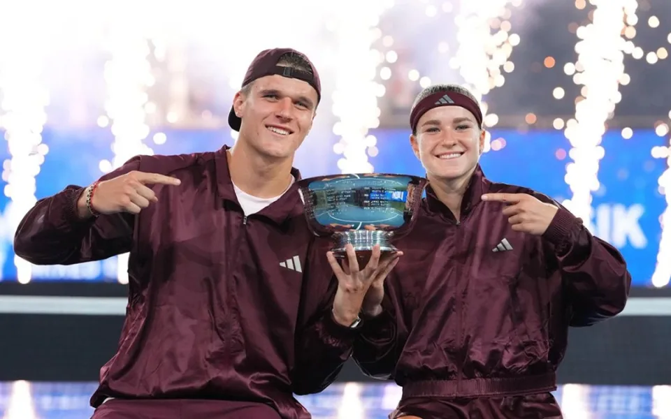 Z Hané pro titul na US Open. Muchová s Menšíkem v růžové triumfovali v New Yorku