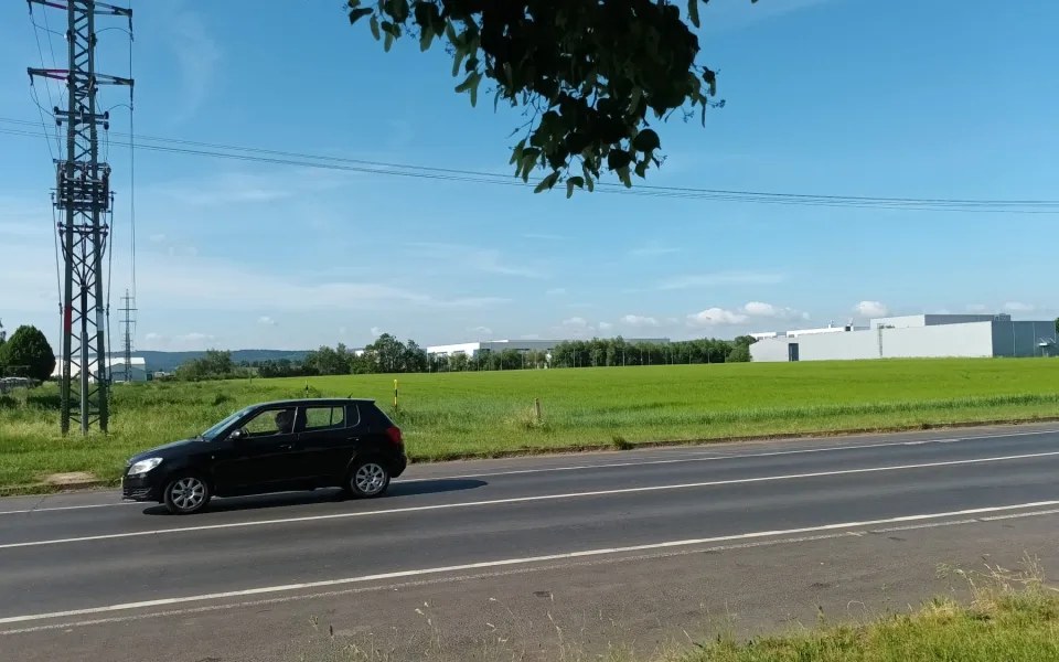 Mohelnice plánuje výstavbu stovek bytů vedle hřbitova. Město už koupilo pozemky