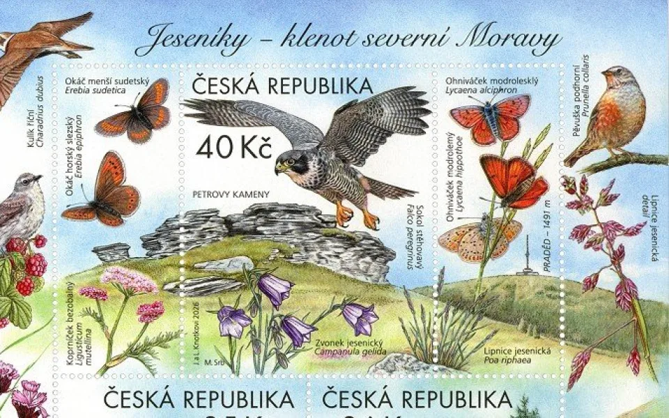 Praděd ve schránkách po celém Česku. Jeseníky se dostaly na poštovní známky