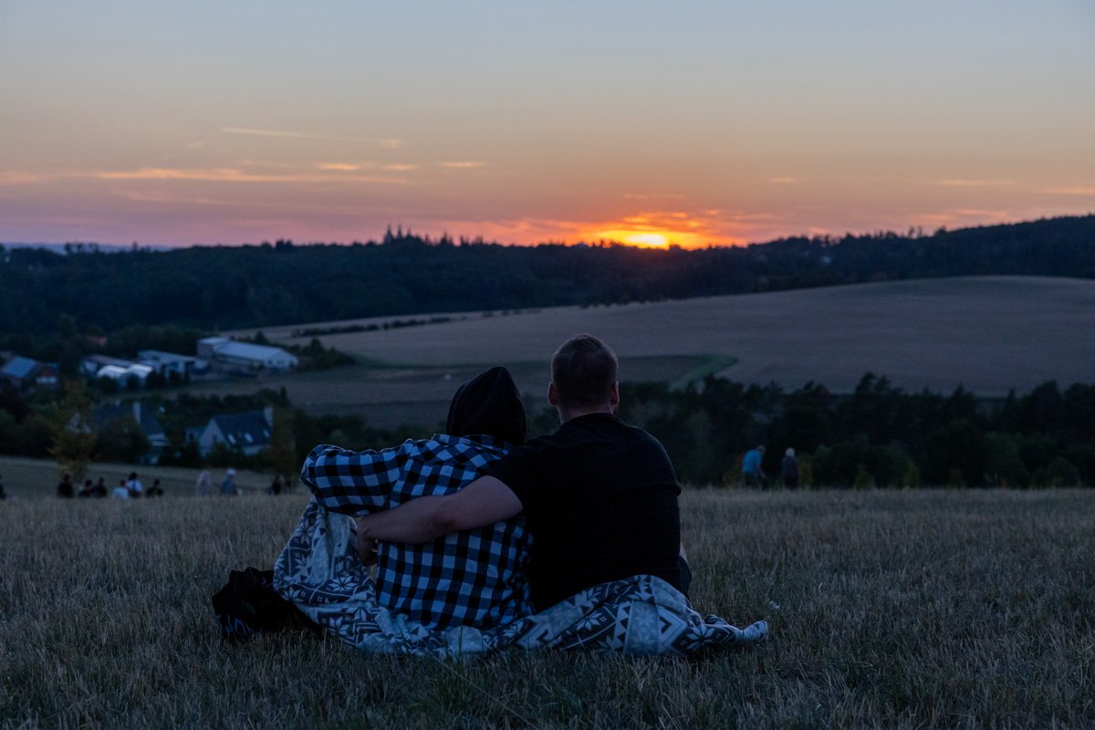 FOTO: I v Olomouckém kraji nadchlo pozorování částečného zatmění Slunce